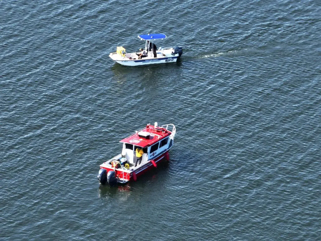 Search and rescue team look for missing boater in Roanoke Rapids Lake (Photo courtesy of Gaston Fire and Rescue)