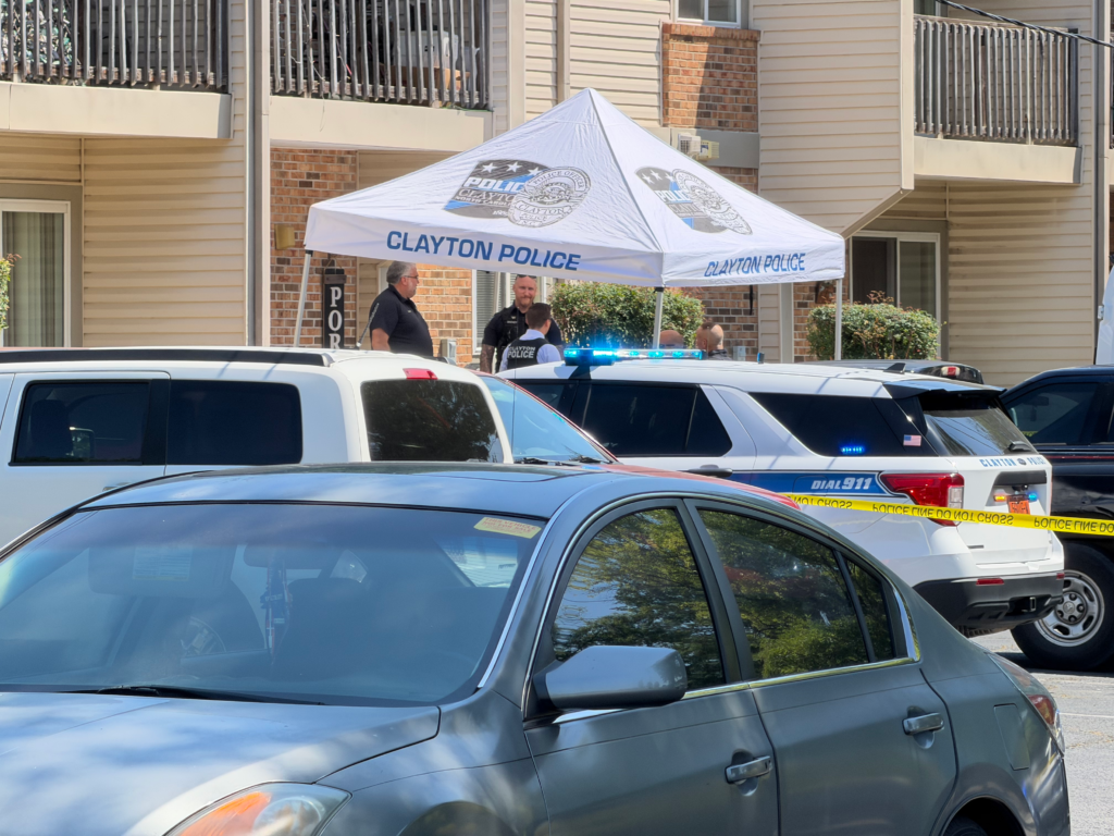 Clayton police investigate homicide at Heritage Court Apartments on East Main Street (Harrison Grubb/CBS 17)