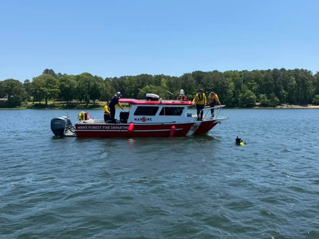 Search and rescue team look for missing boater in Roanoke Rapids Lake (Photo courtesy of Gaston Fire and Rescue)