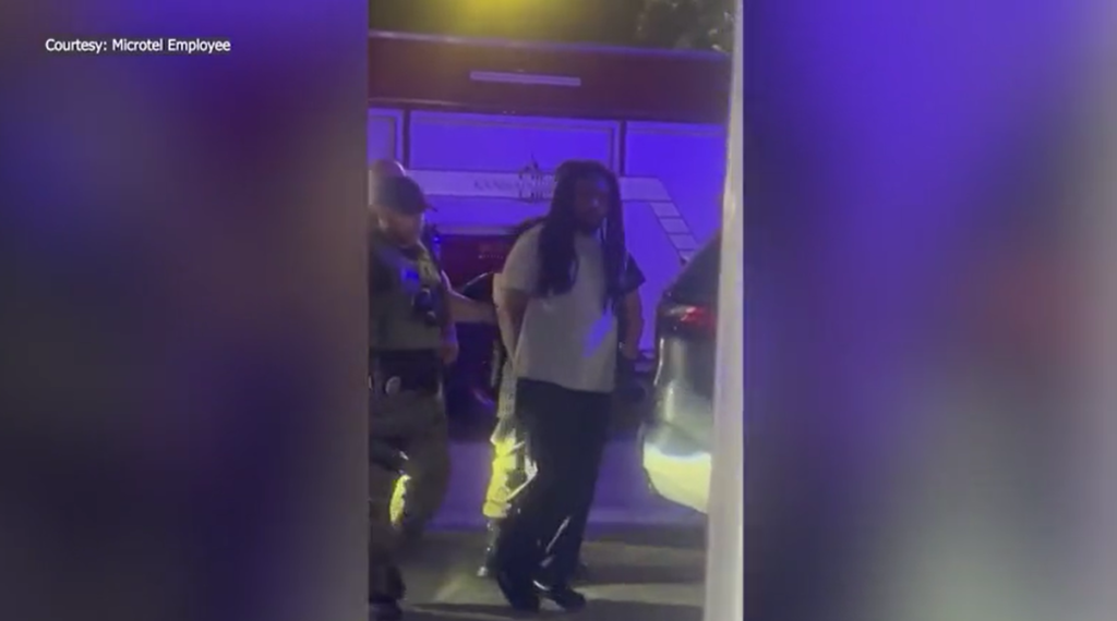 Screenshot of Ramone Alston being arrested (Credit: A Microtel employee)