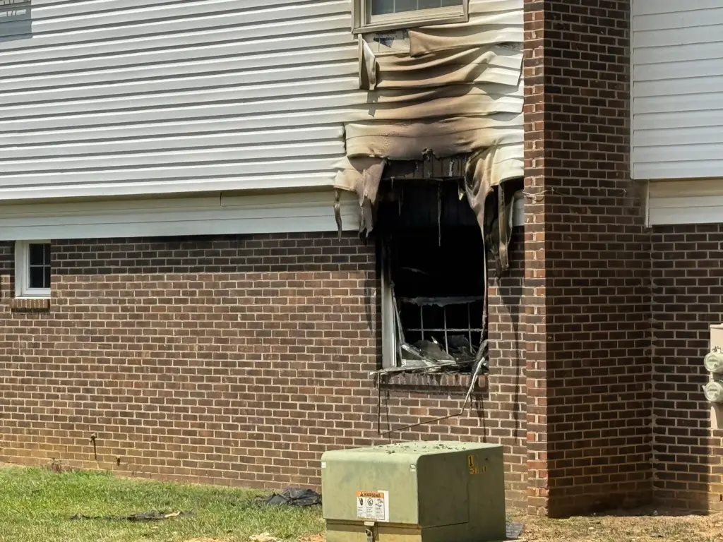 According to the Dunn Fire Department, the incident happened just before 11 p.m. at the Ashbrooke Apartments on East Pope Street. (Cole Sams/CBS 17)