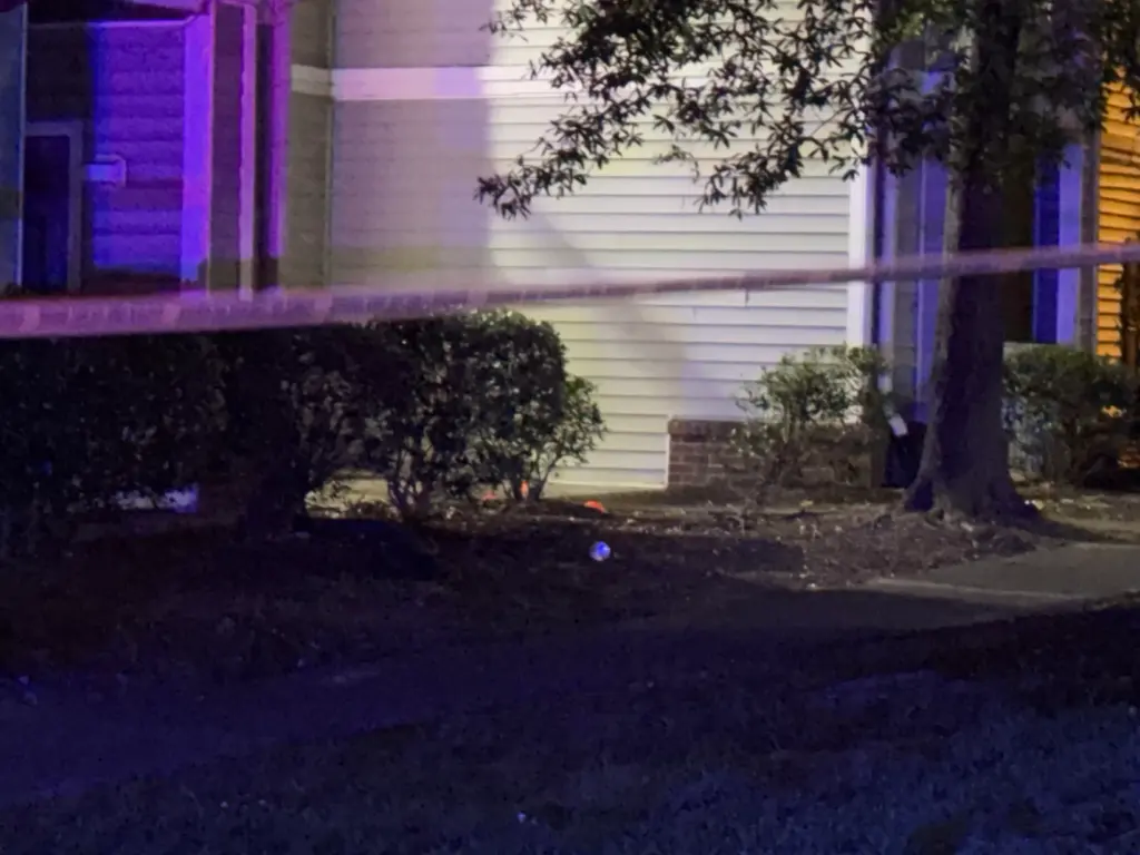 According to the Durham Police Department, officers responded on Sunday just after 9:30 p.m. to a report of shots fired in the 4200 block of Lake Cook Drive near the Avon Crossings Apartments on Kent Lake Drive. (Cole Sams/CBS 17)